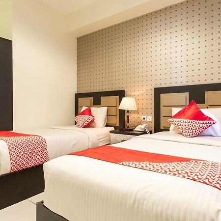 Oyo Flagship 1348 Hotel Home Anaya Медан Екстер'єр фото