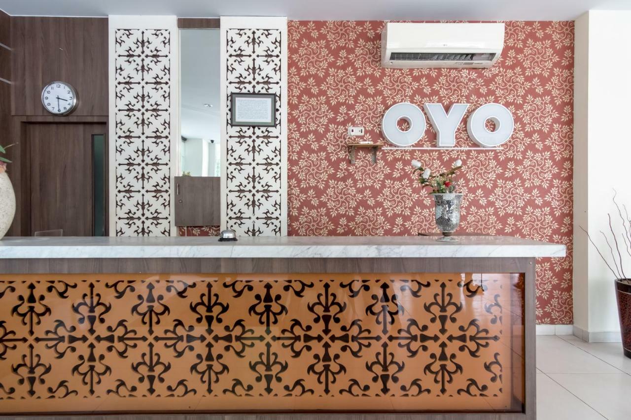 Oyo Flagship 1348 Hotel Home Anaya Медан Екстер'єр фото