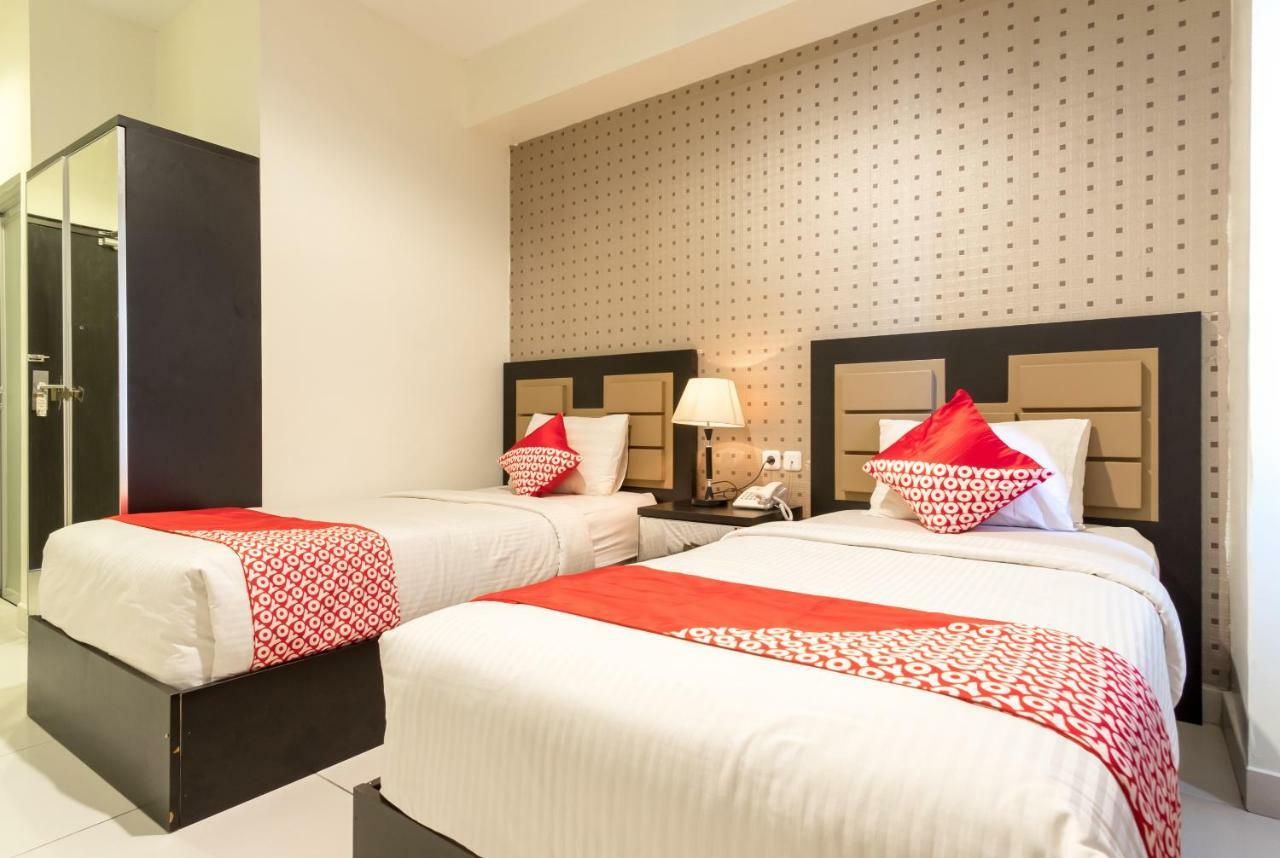 Oyo Flagship 1348 Hotel Home Anaya Медан Екстер'єр фото