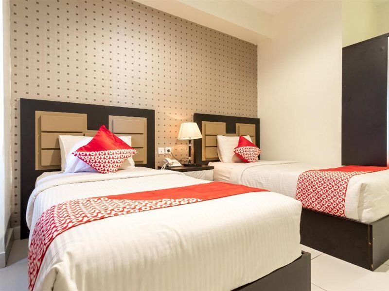 Oyo Flagship 1348 Hotel Home Anaya Медан Екстер'єр фото